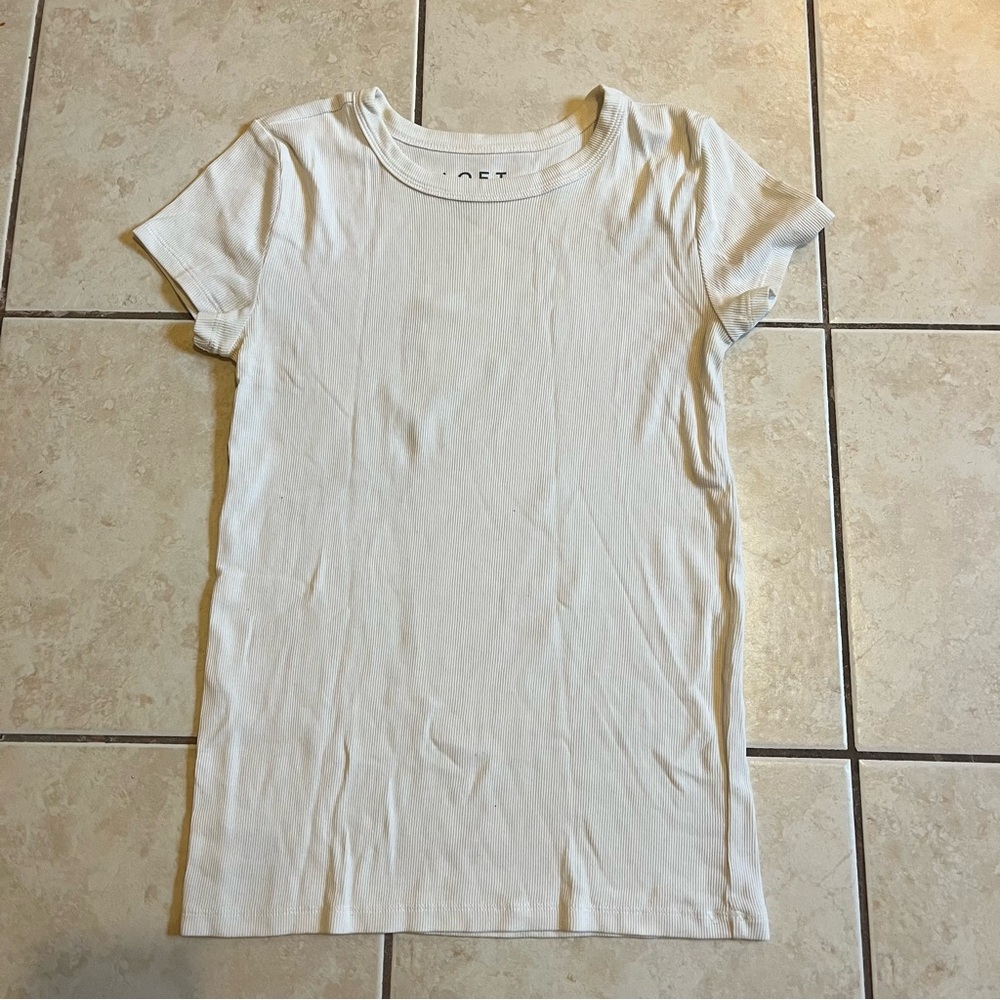 LOFT White Ribbed Tee